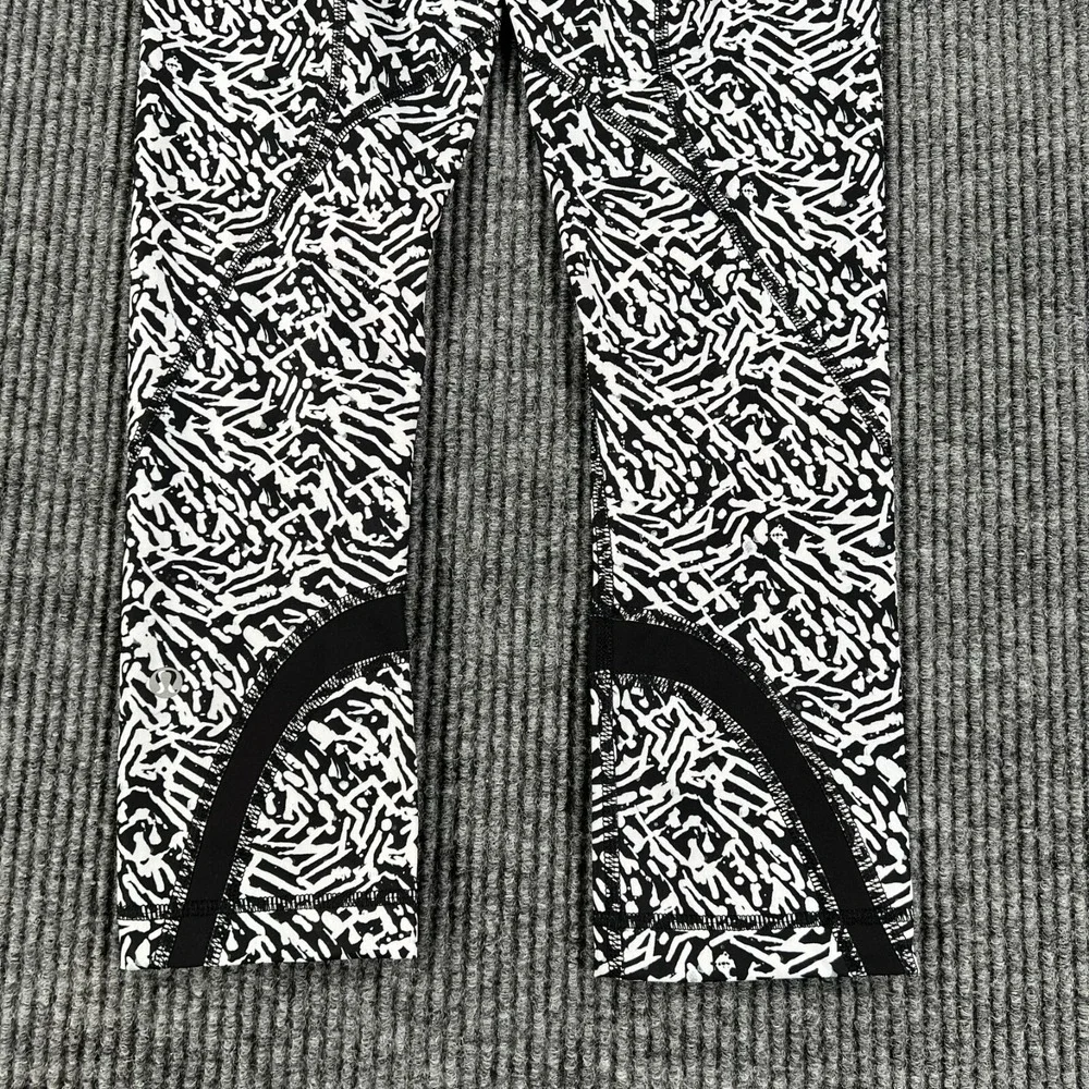 Lululemon Leggings Womens‎ Size 2 Black White Activewear Workout Casual Gym